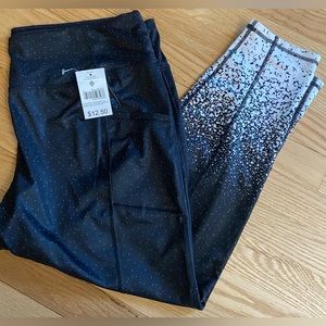 Black/White Pro Player Women’s 7/8 Leggings. NWT. Sz 2X